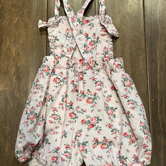 Rachel Riley rose print romper - Picture 2 of 2